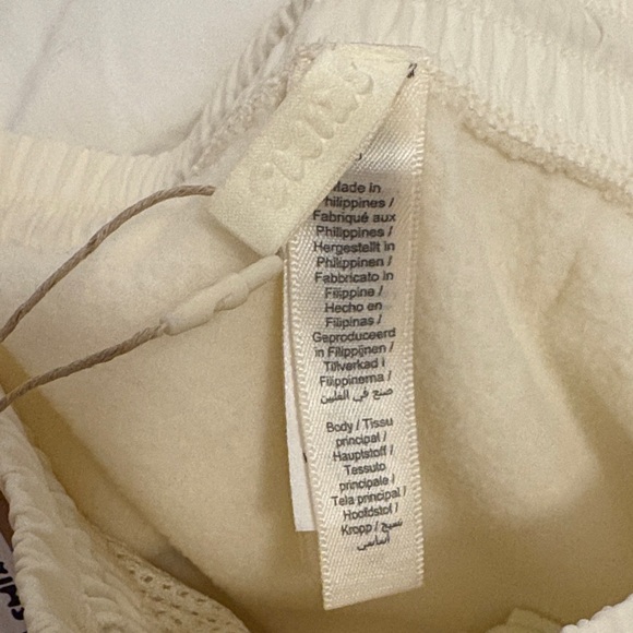 Skims Cream Fleece Lounge Mini Skirt - Picture 8 of 10